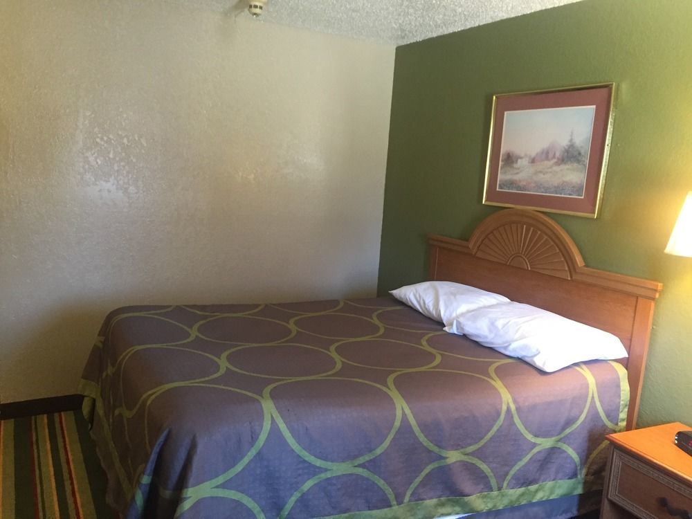 Motel Super 8 By Wyndham Champaign Exterior foto